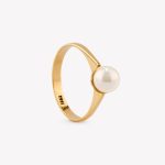 Anillo CARLOTA CON PERLA CULTIVADA en oro amarillo 18k