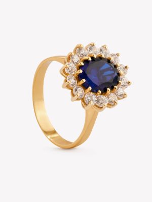 Anillo oro 18k amarillo, Roseta con Zafiro Azul Oval.