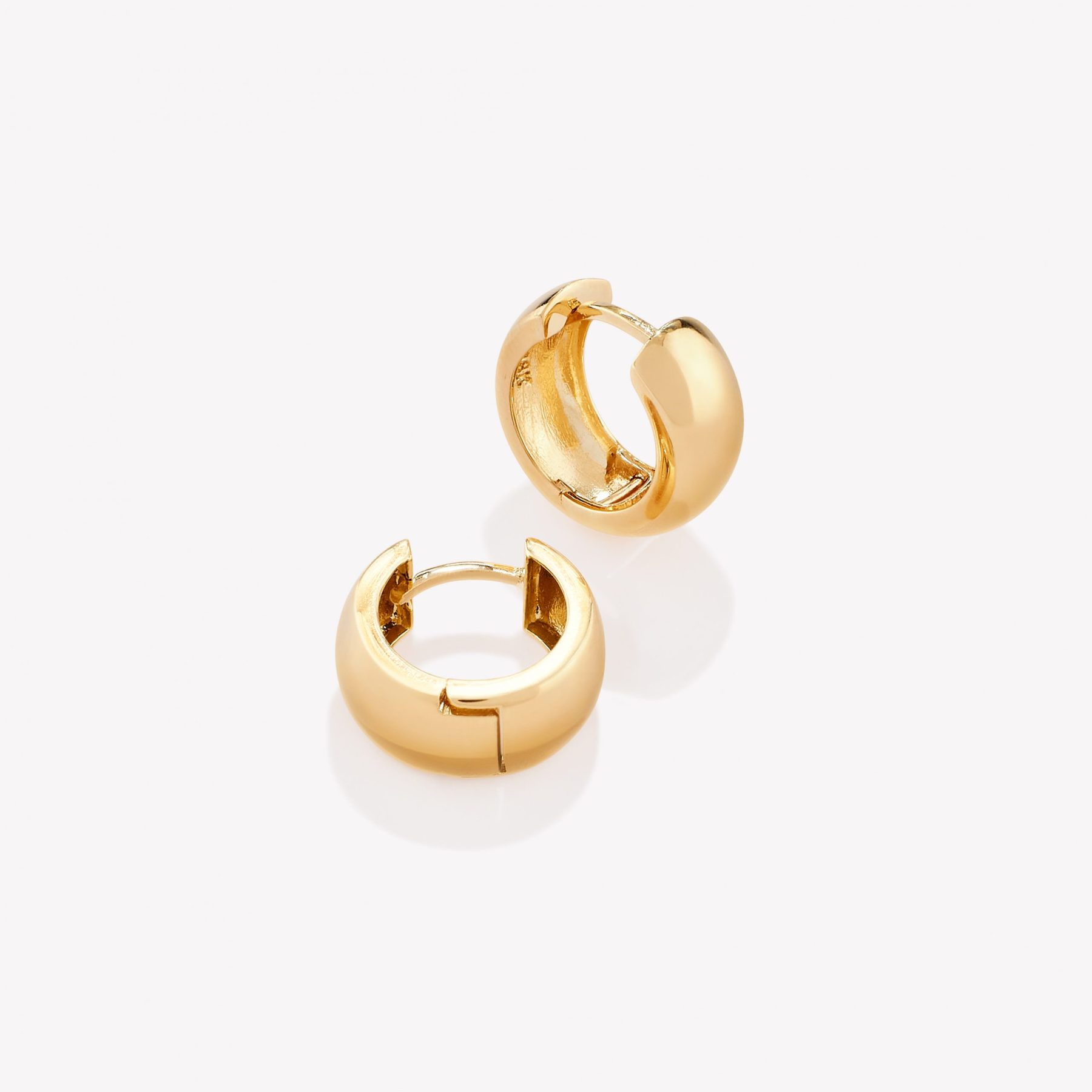 Argollas 18k amarillo, Bombe 3er. tamaño.