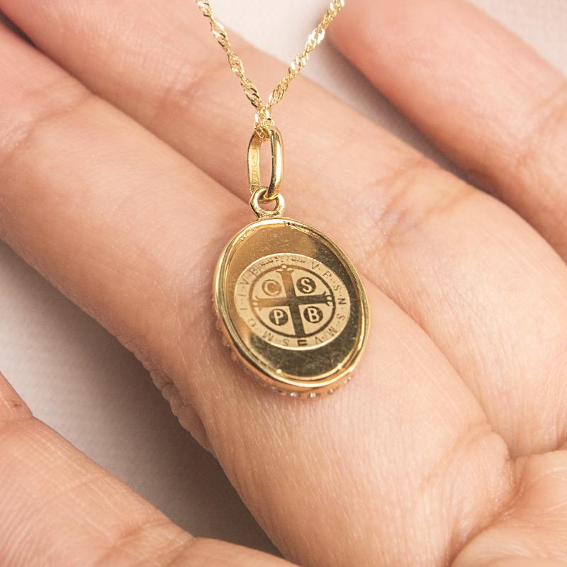 Dije oro 18k amarillo, San Benito.