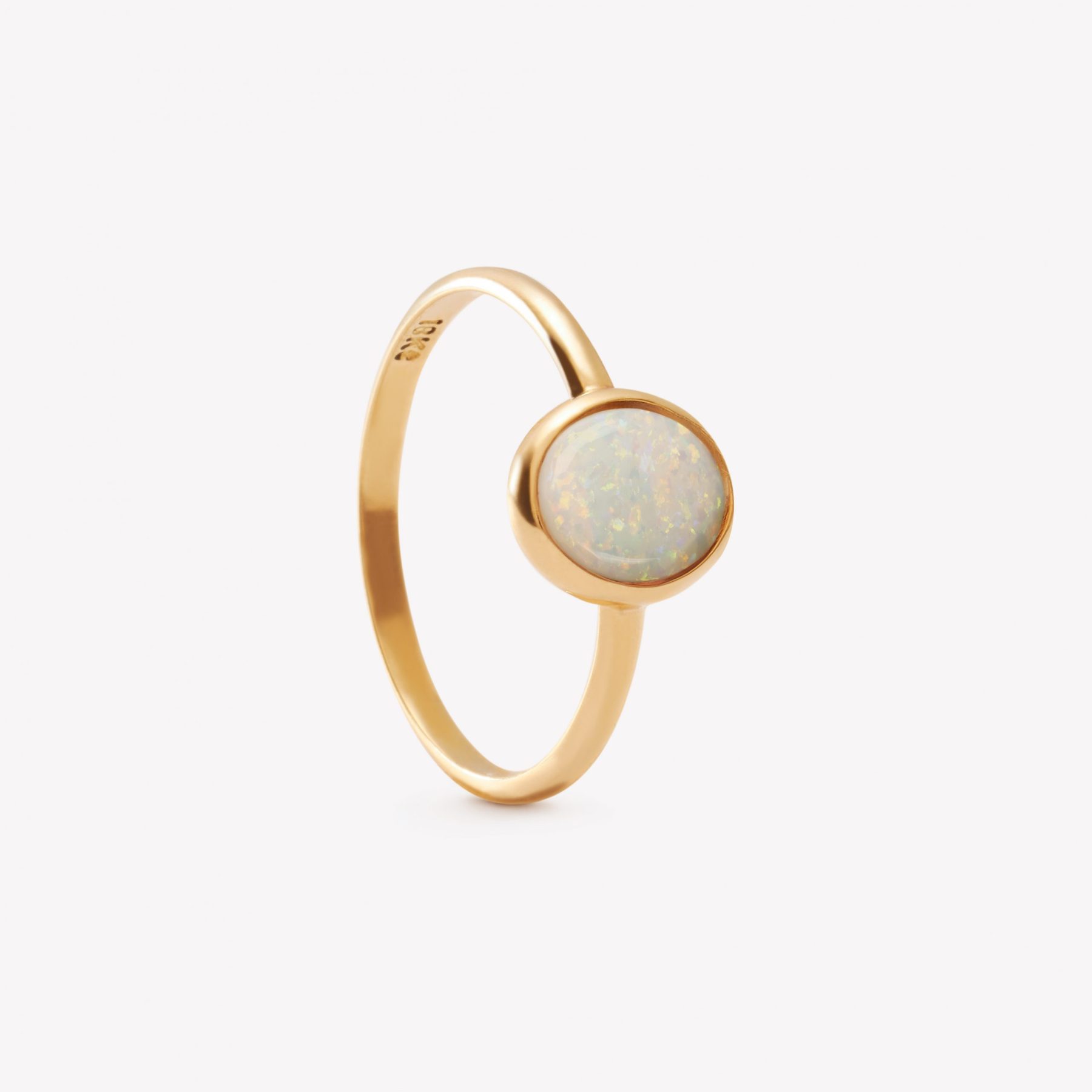 Sortija oro 18k amarillo, Ópalo Etíope.