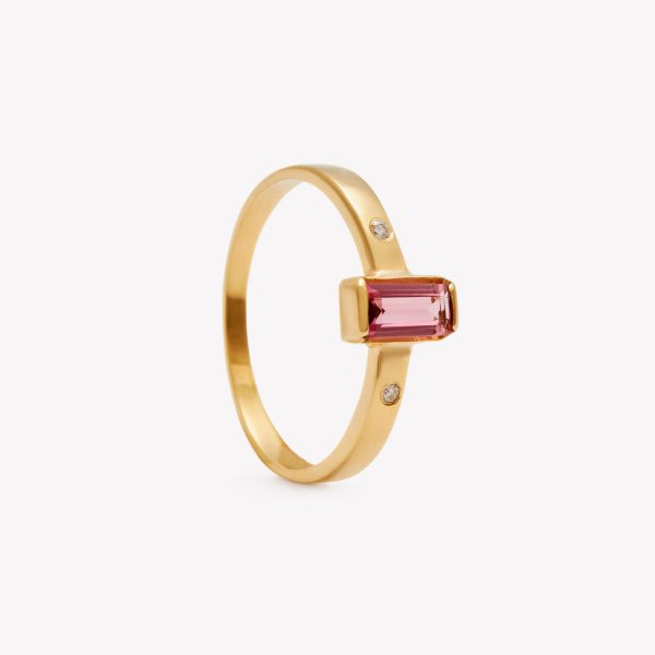 Sortija oro 18k amarillo, Baguette Rosa.