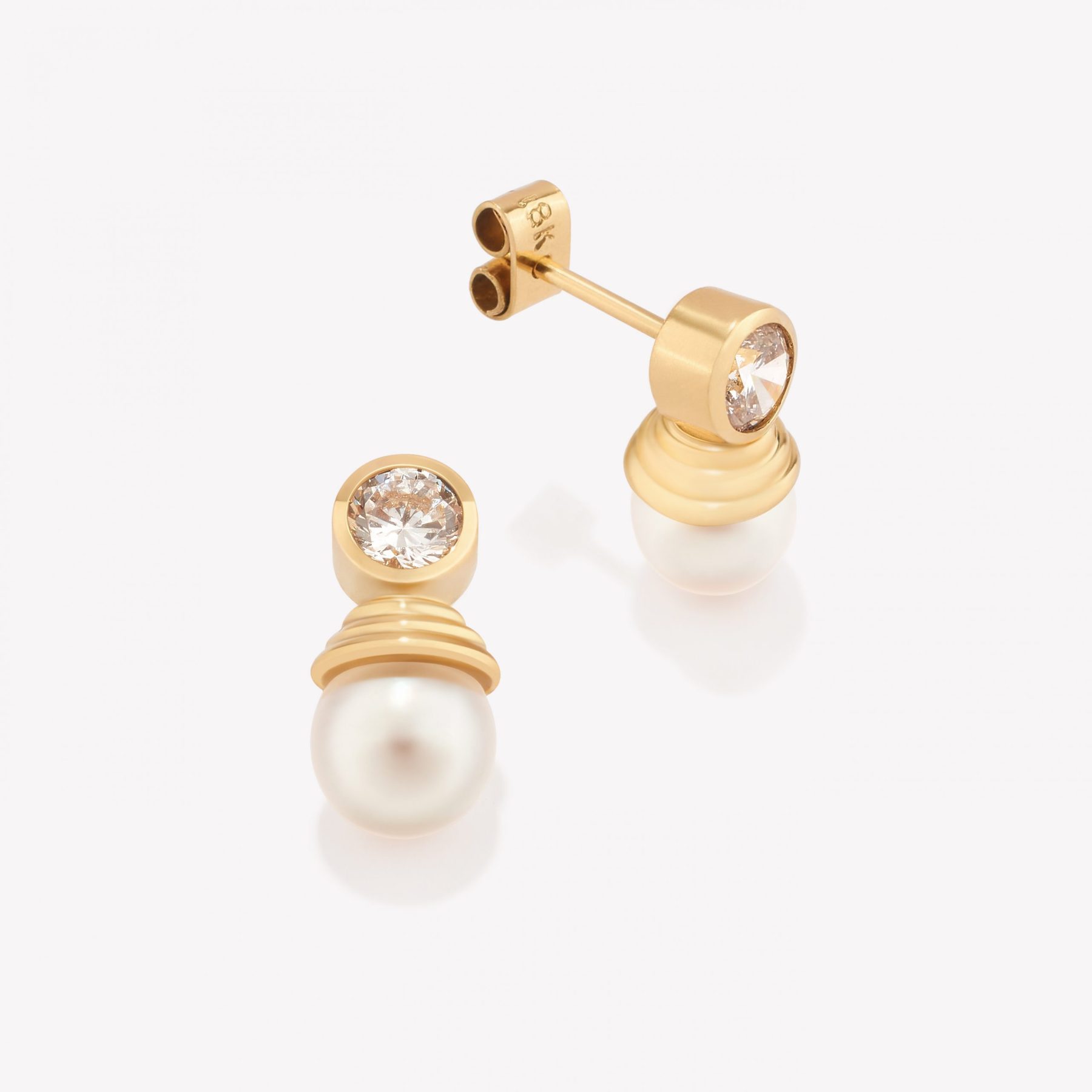 Aretes 18k amarillo, Tentación con Perla