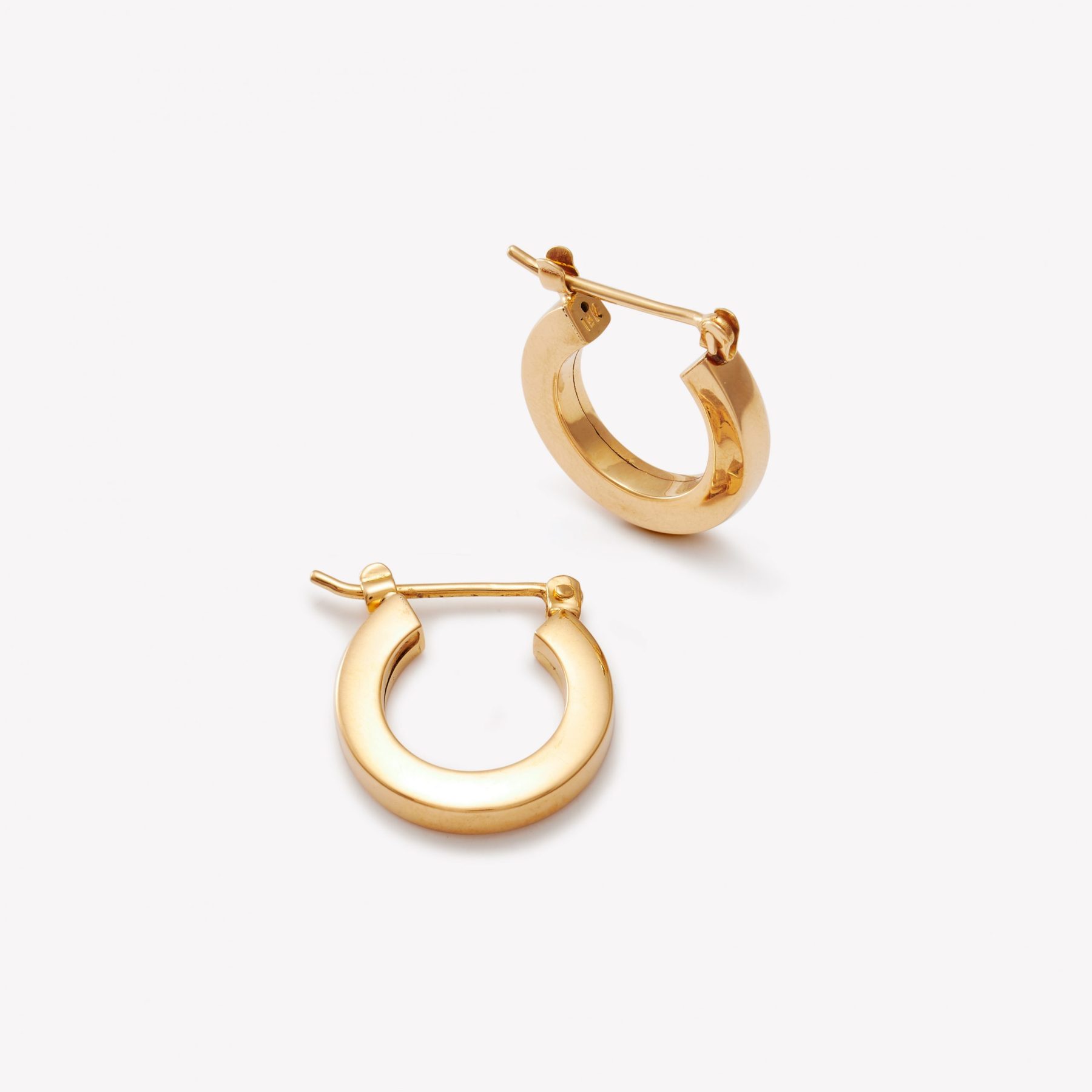 Argollas en oro 18k amarillo, Square.