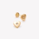 Aretes Corazón, coun un circón al centro en oro amarillo