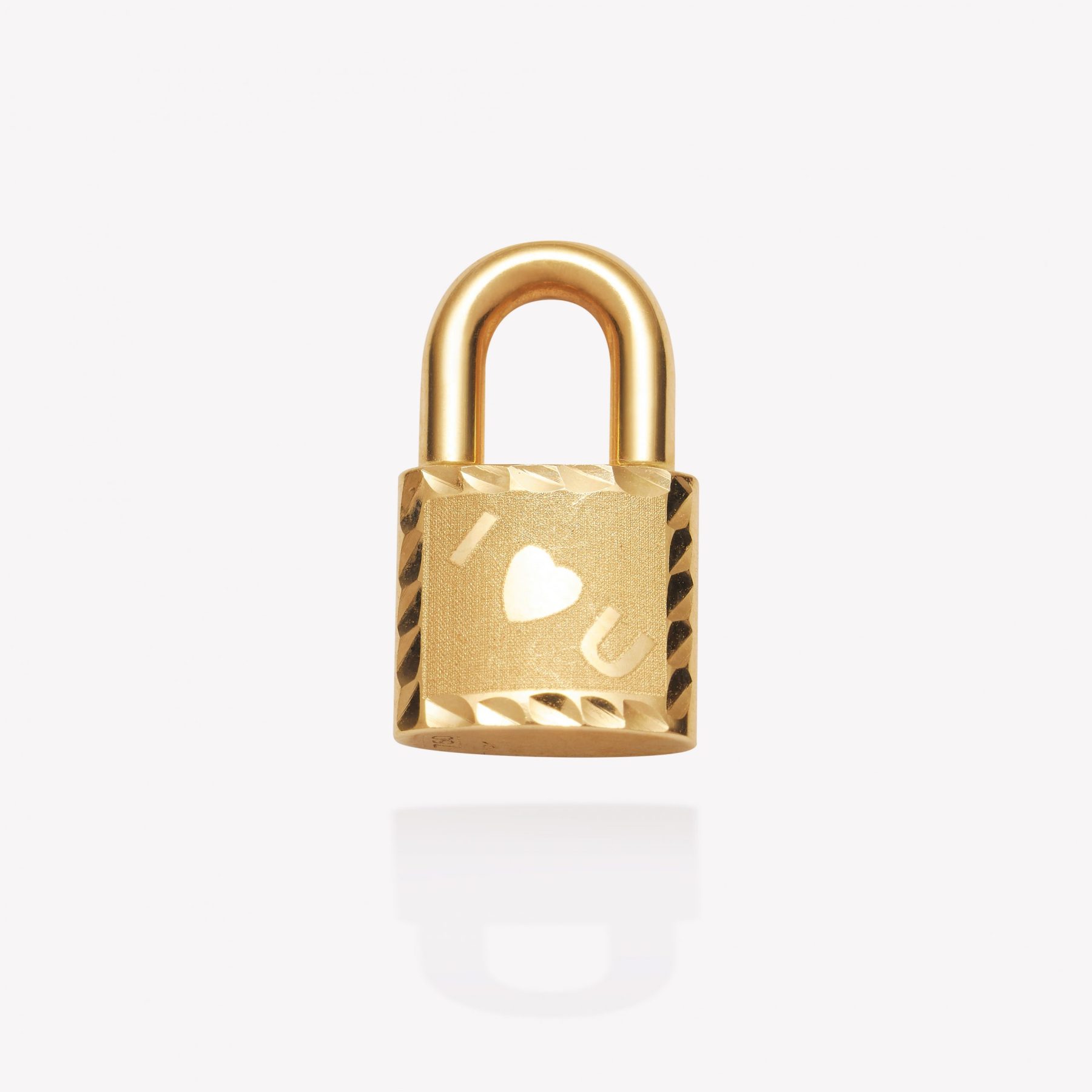 Dije 18k amarillo, Candado I Love, Oro amarillo