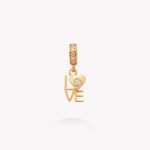 Dije oro 18k amarillo, LOVE con moissanitas.