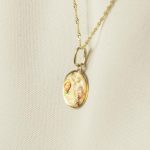 Dije Angelitos, oro amarillo