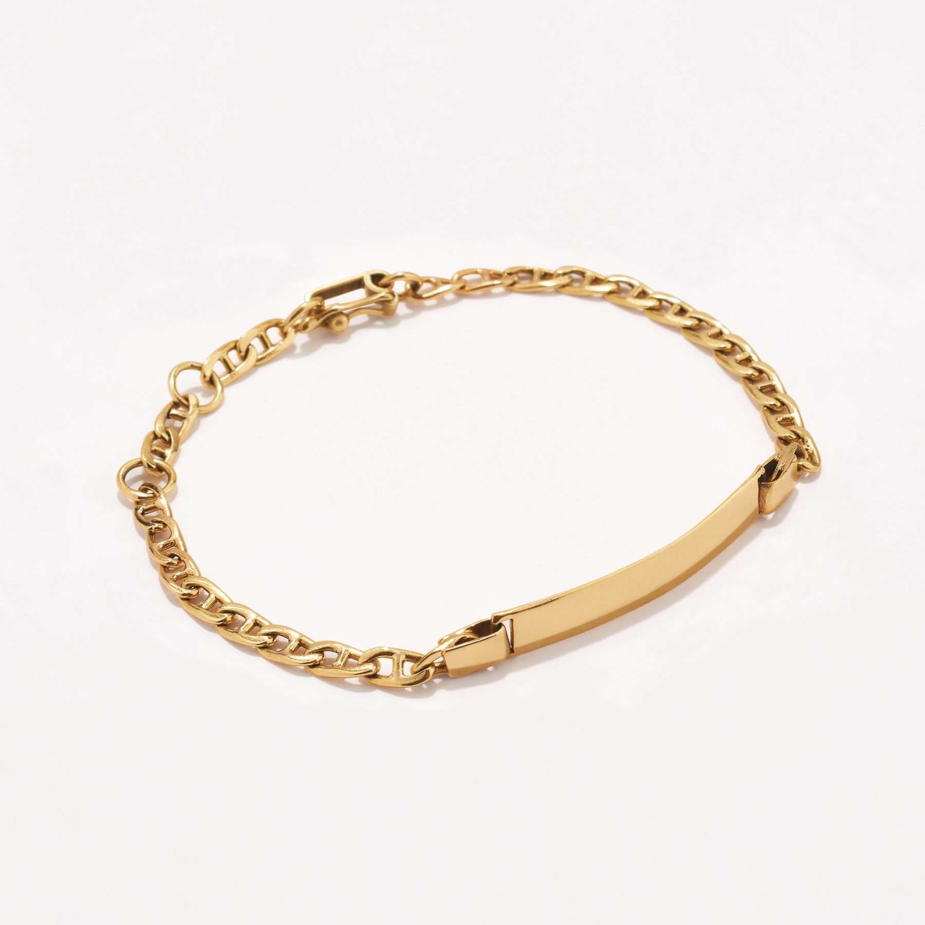 Pulsera en oro 18k. amarillo, CD con Placa Recta.