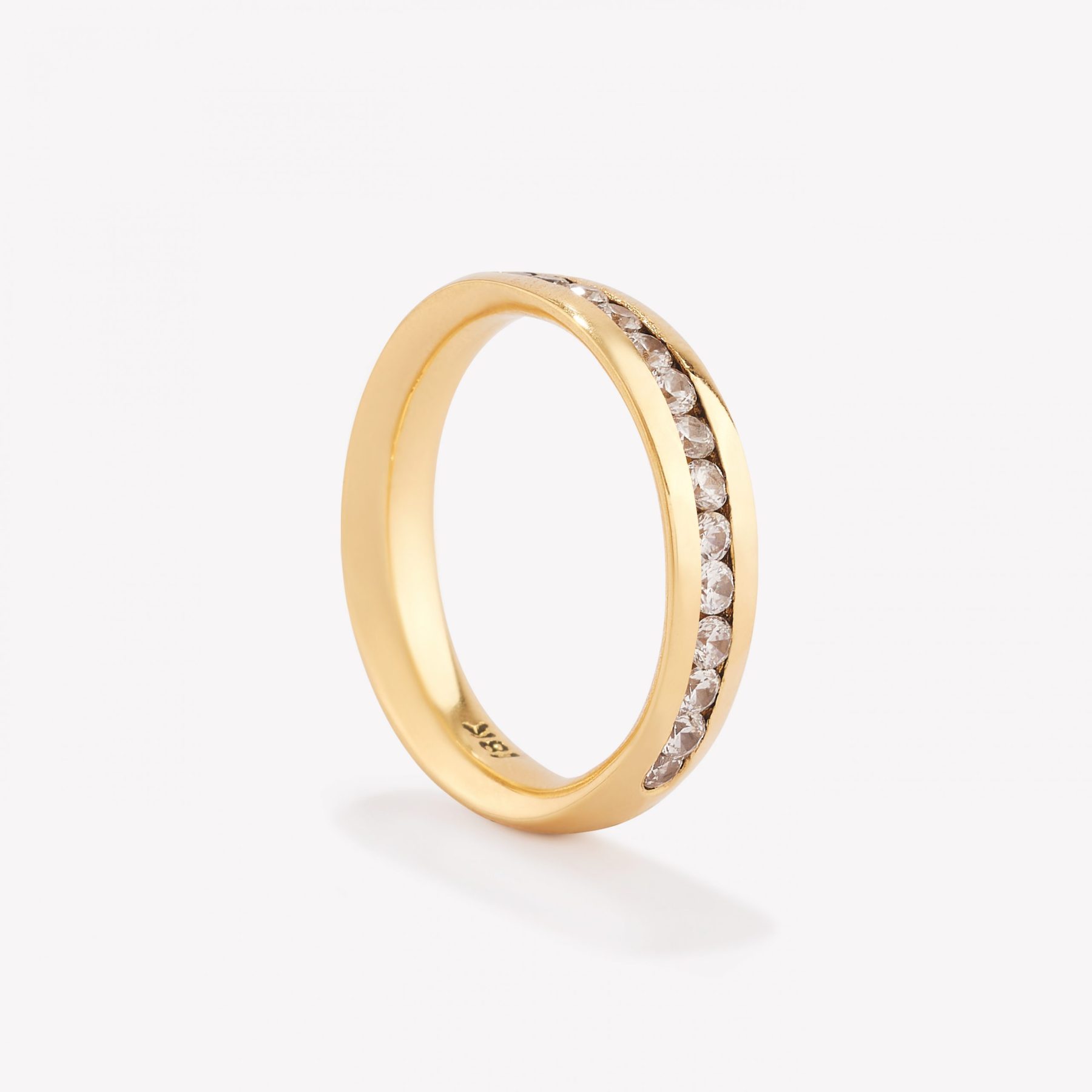 Anillo oro 18k amarillo, Confort con Circonios.