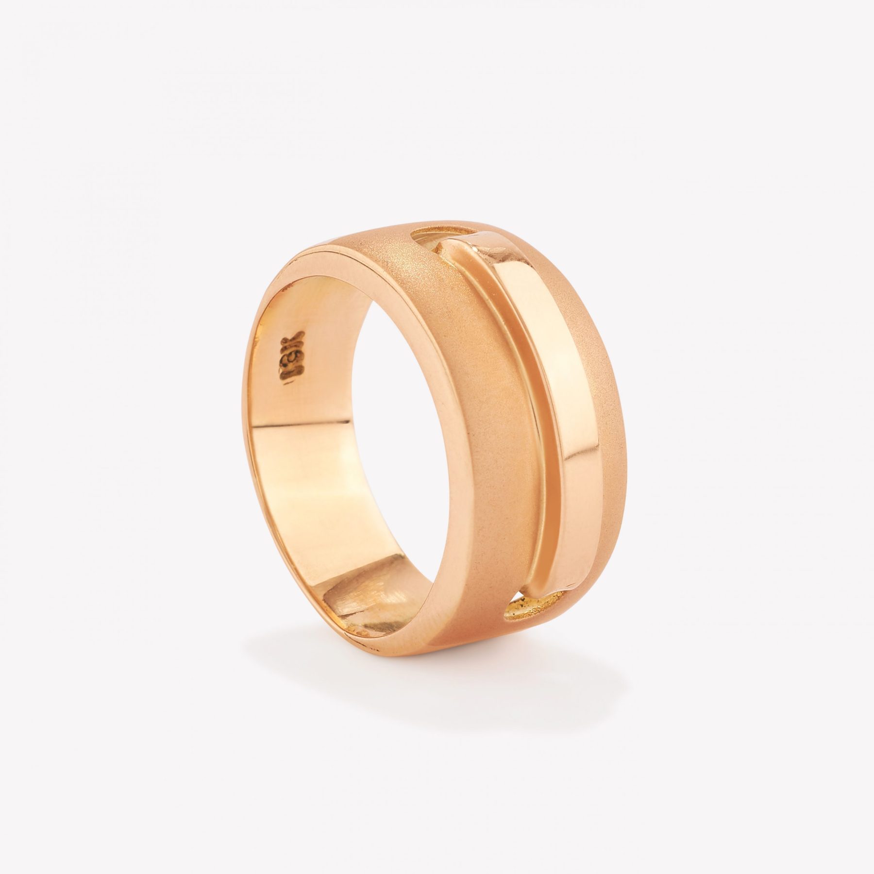 Anillo oro 18k amarillo, Tentación satinado.