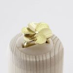 Anillo oro 18k amarillo, Pétalos.