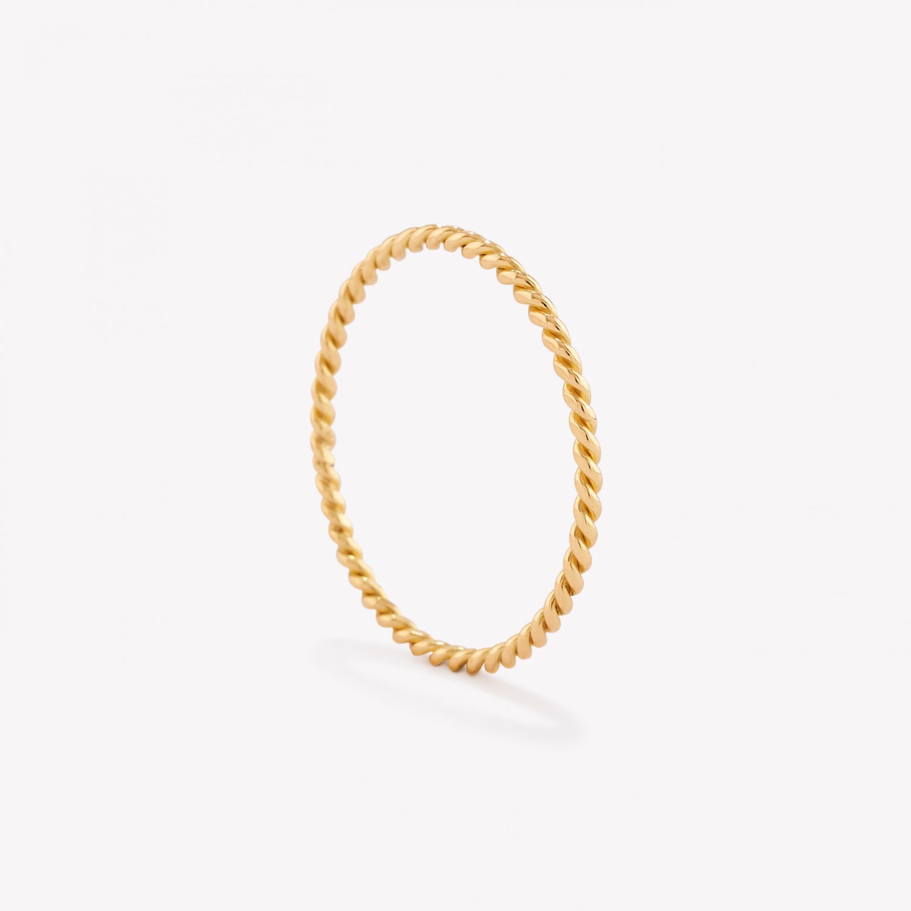 Anillo 18k amarillo, Ilusión Entorchada.