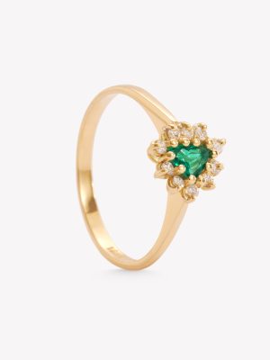 Anillo oro 18k amarillo, roseta con Esmeralda Trillón