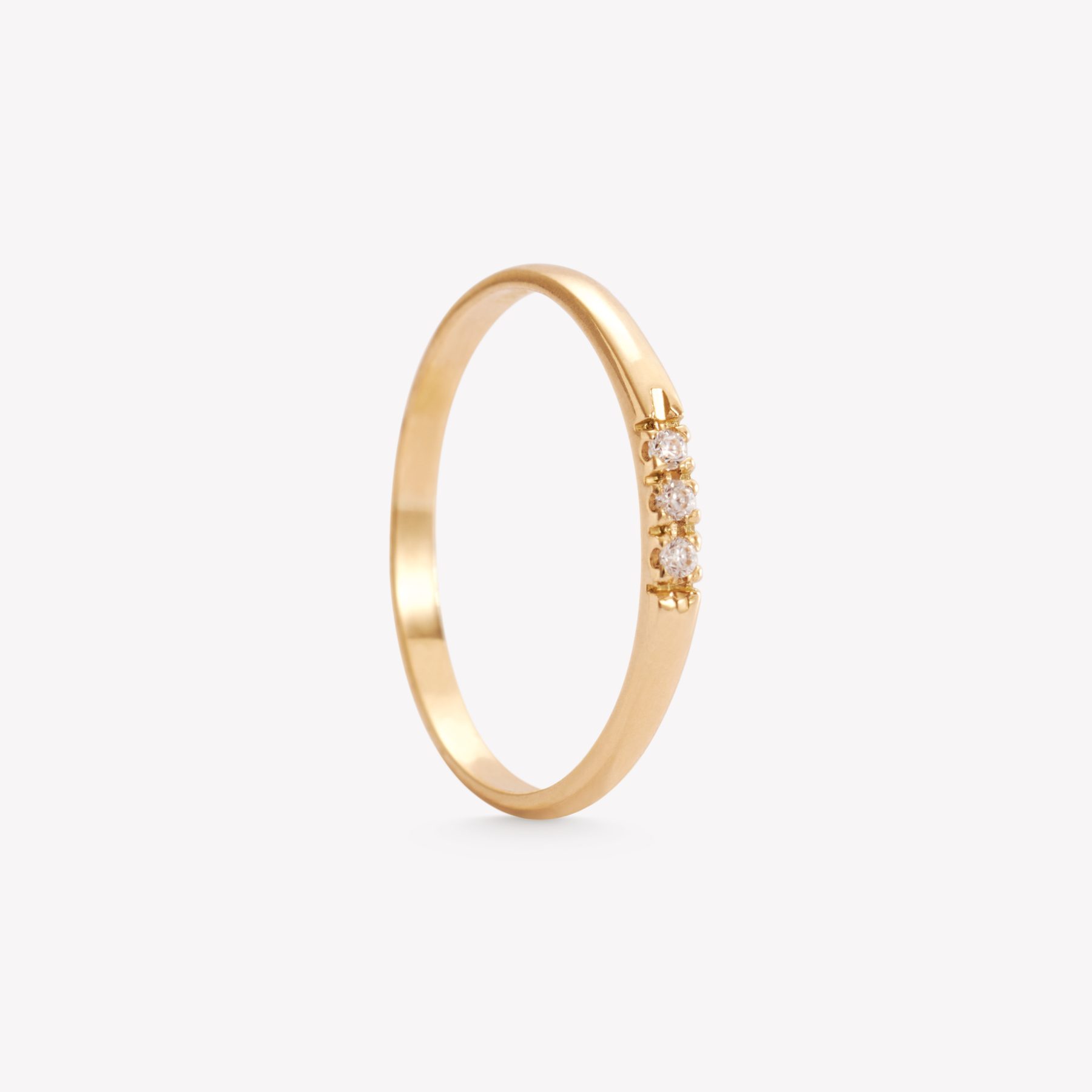Anillo oro 18k amarillo, Cinta con Brillantes Moissanitta