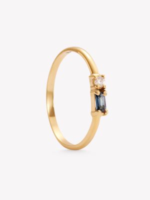 Anillo oro 18k amarillo, delicia con Zafiro Azul
