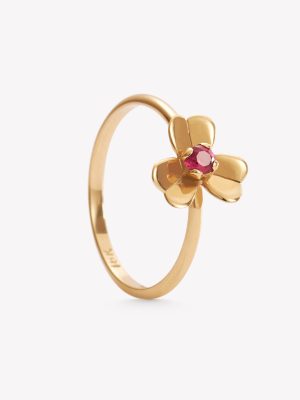 Anillo oro 18k amarillo, flor con rubí Natural.