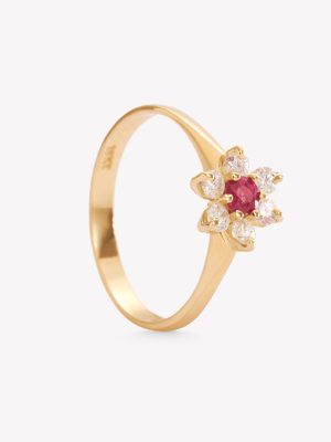 Anillo oro 18k amarillo, roseta con rubí