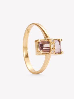 Anillo oro 18k amarillo, princesa con Bolivianita corte Esmeralda