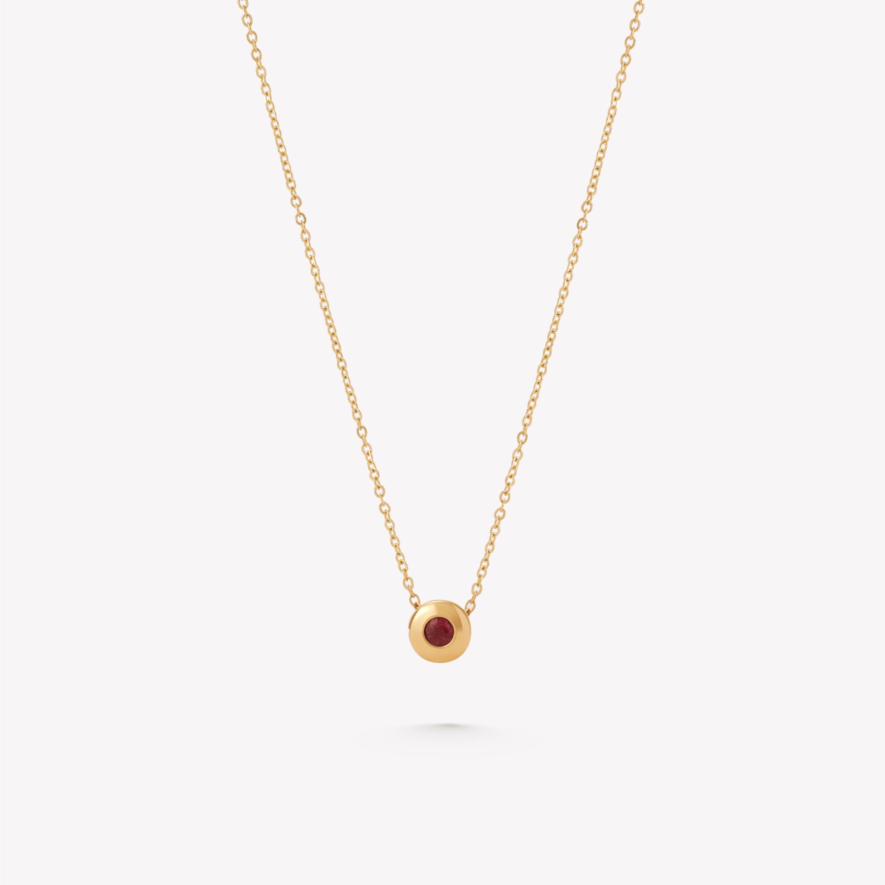 Cadena oro 18k amarillo, Martillada 20x40cms. con centro Rubí