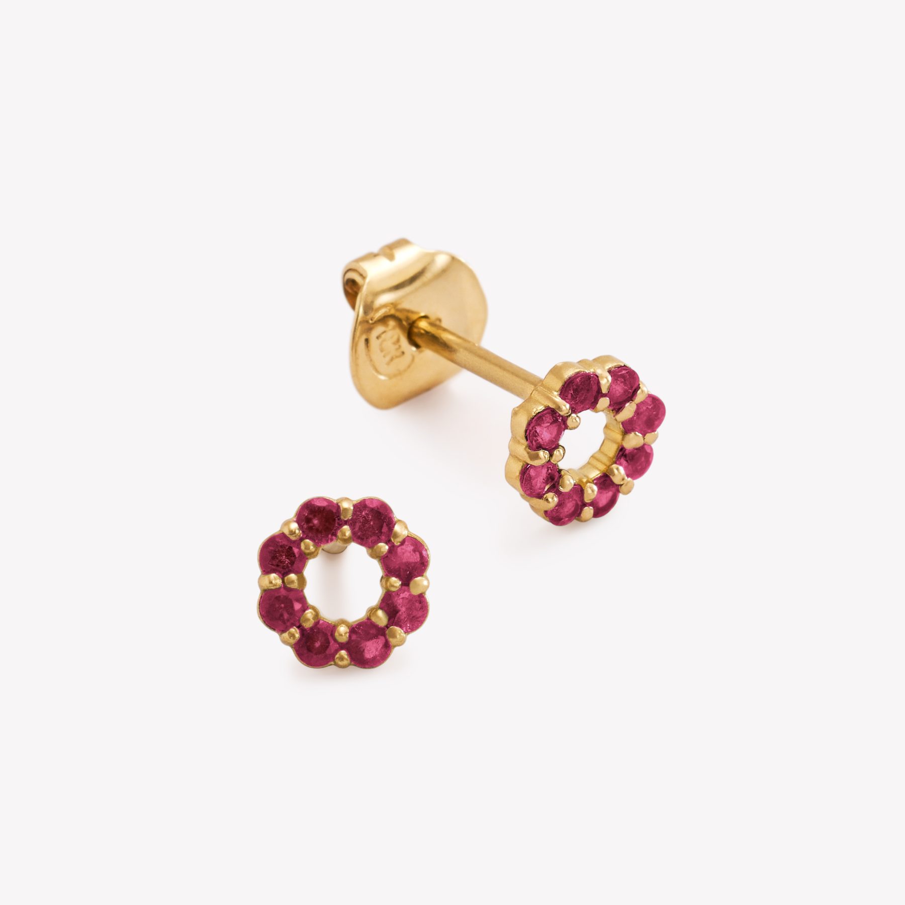 Aretes oro 18k amarillo, Rivier con Rubies Naturales