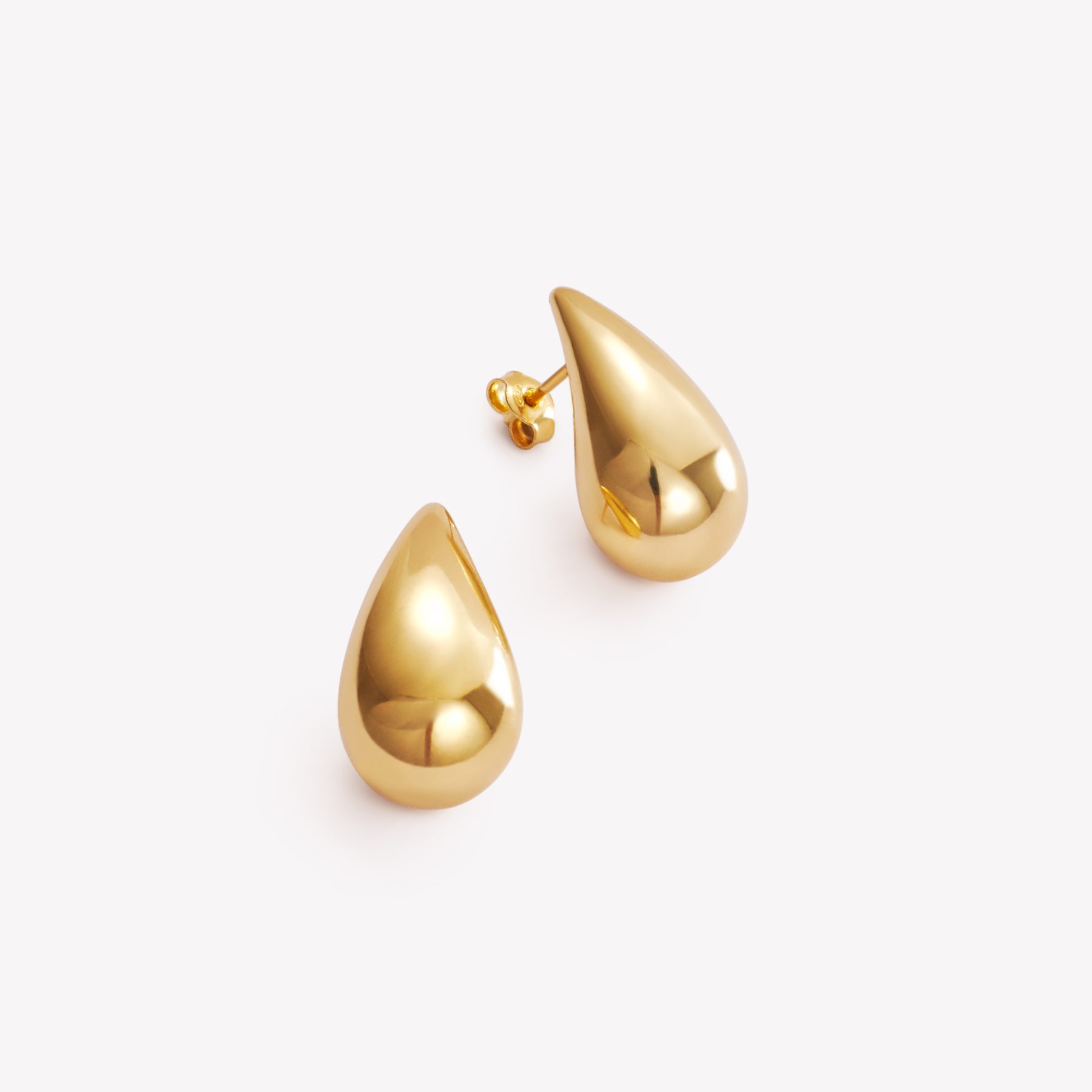 Aretes Drop embutido 2.2x1 cm., oro 18k Amarillo