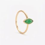 Anillo JADE ALMENDRA en oro amarillo 18k.