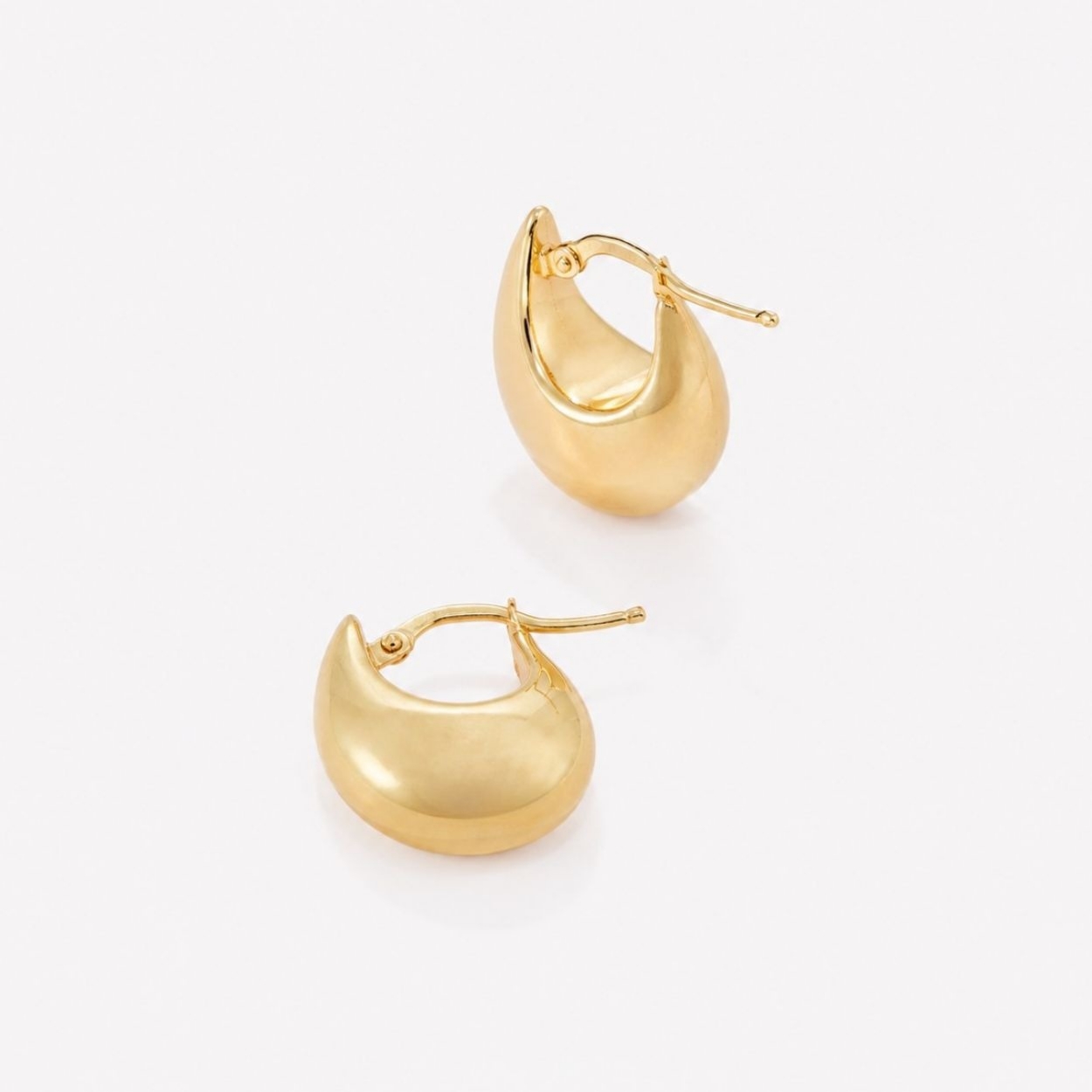 ARGOLLAS GOTA BOMBE en oro amarillo 18k