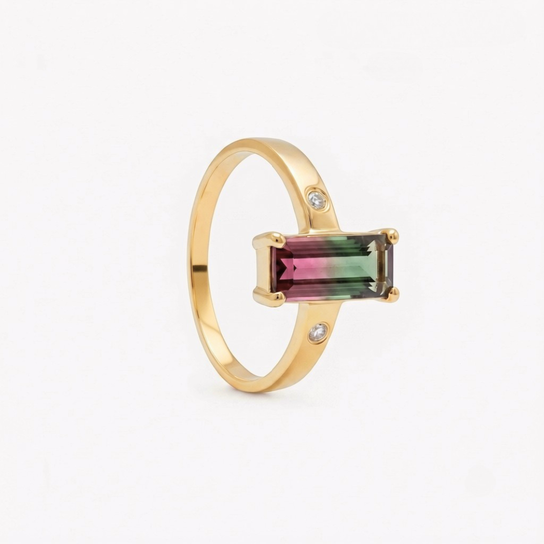 Anillo TURMALINA SANDÍA CON DIAMANTES en oro amarillo 18k